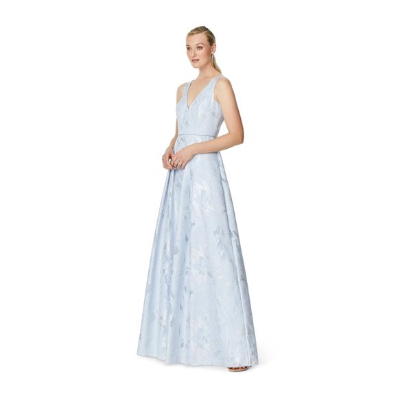 Aidan Mattox Dresses & Skirts - AIDAN MATTOX Sleeveless A-line V-neck Dress